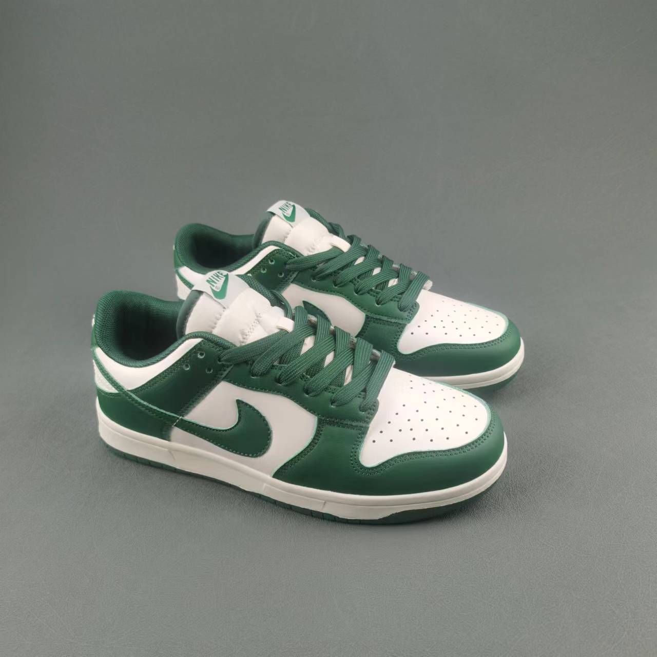 Nike Dunk - Varsity Green