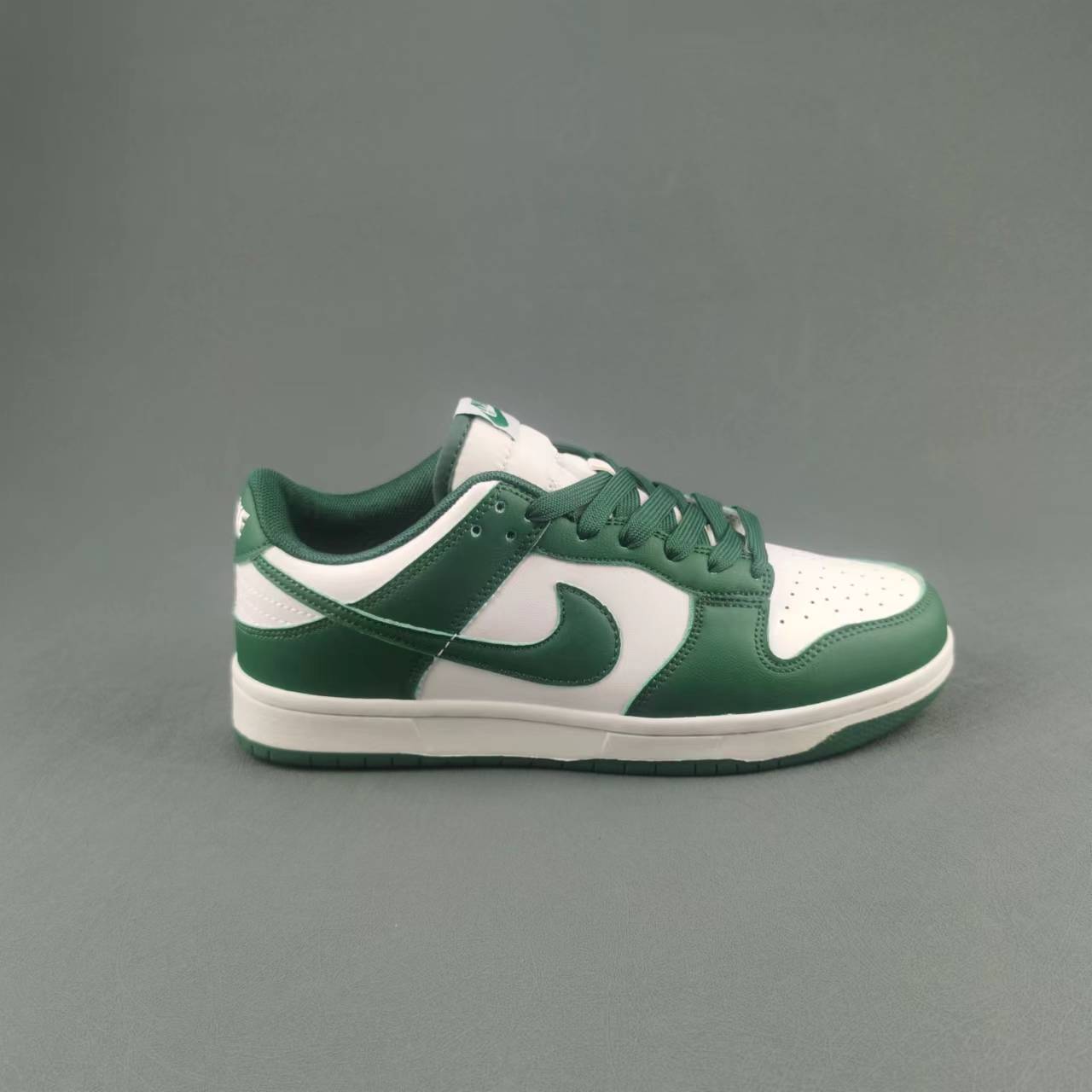 Nike Dunk - Varsity Green