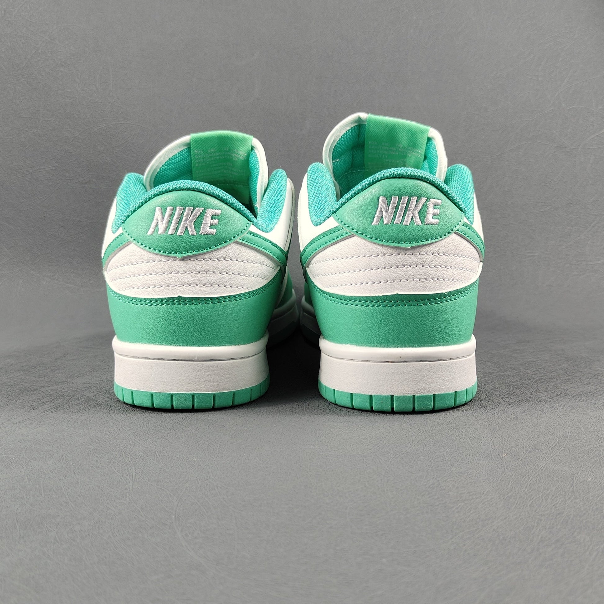 Nike Dunk - Green Glow