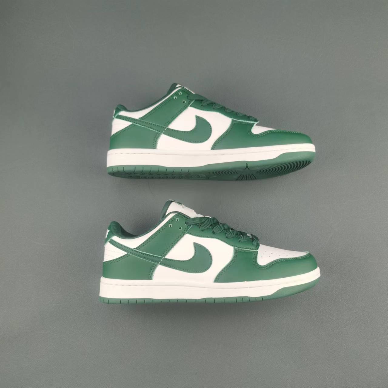 Nike Dunk - Varsity Green